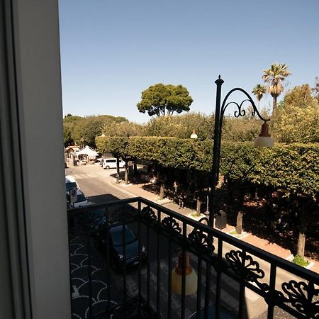 Hotel Forum Pompei Esterno foto