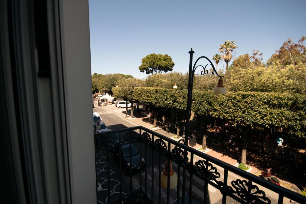 Hotel Forum Pompei Esterno foto