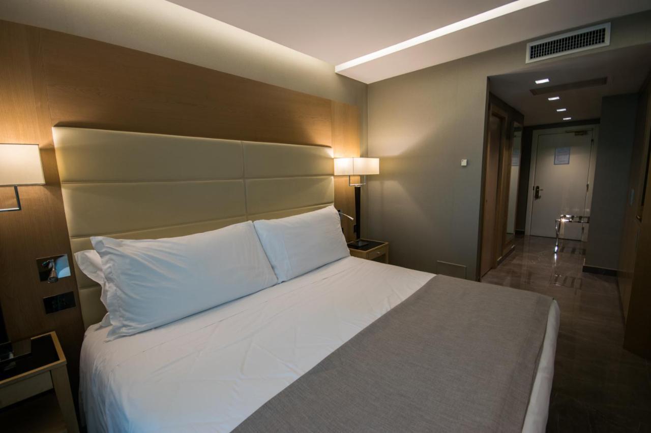 Hotel Forum Pompei Esterno foto