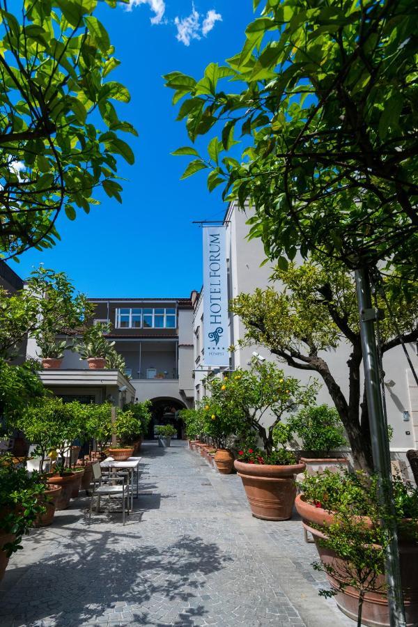 Hotel Forum Pompei Esterno foto