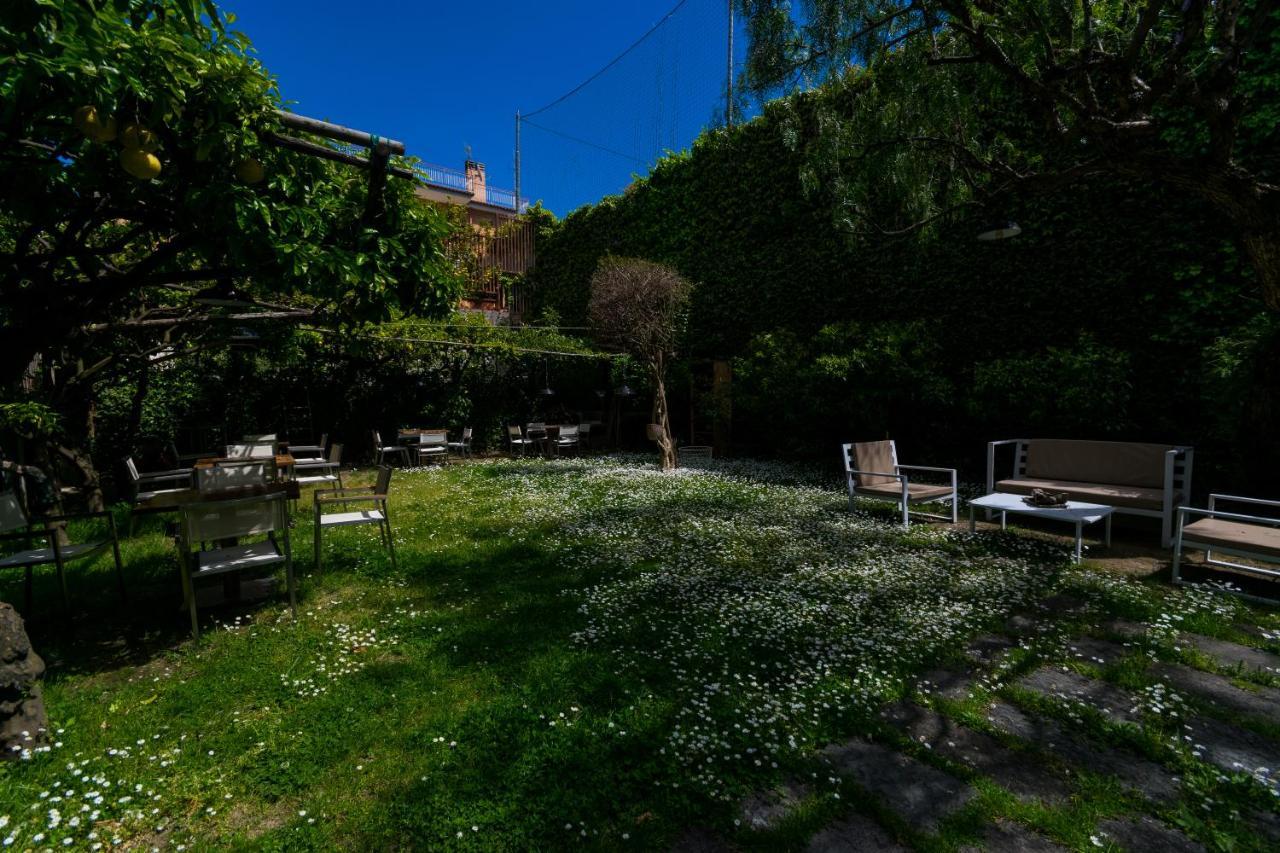 Hotel Forum Pompei Esterno foto